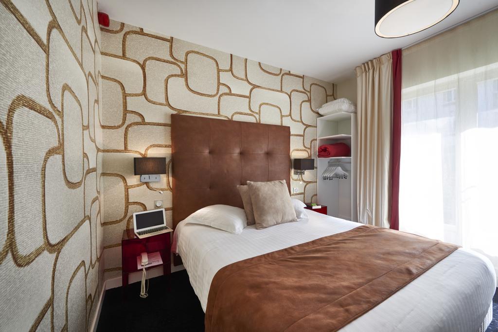 Hotel La Residence Des Artistes Роскоф Екстериор снимка